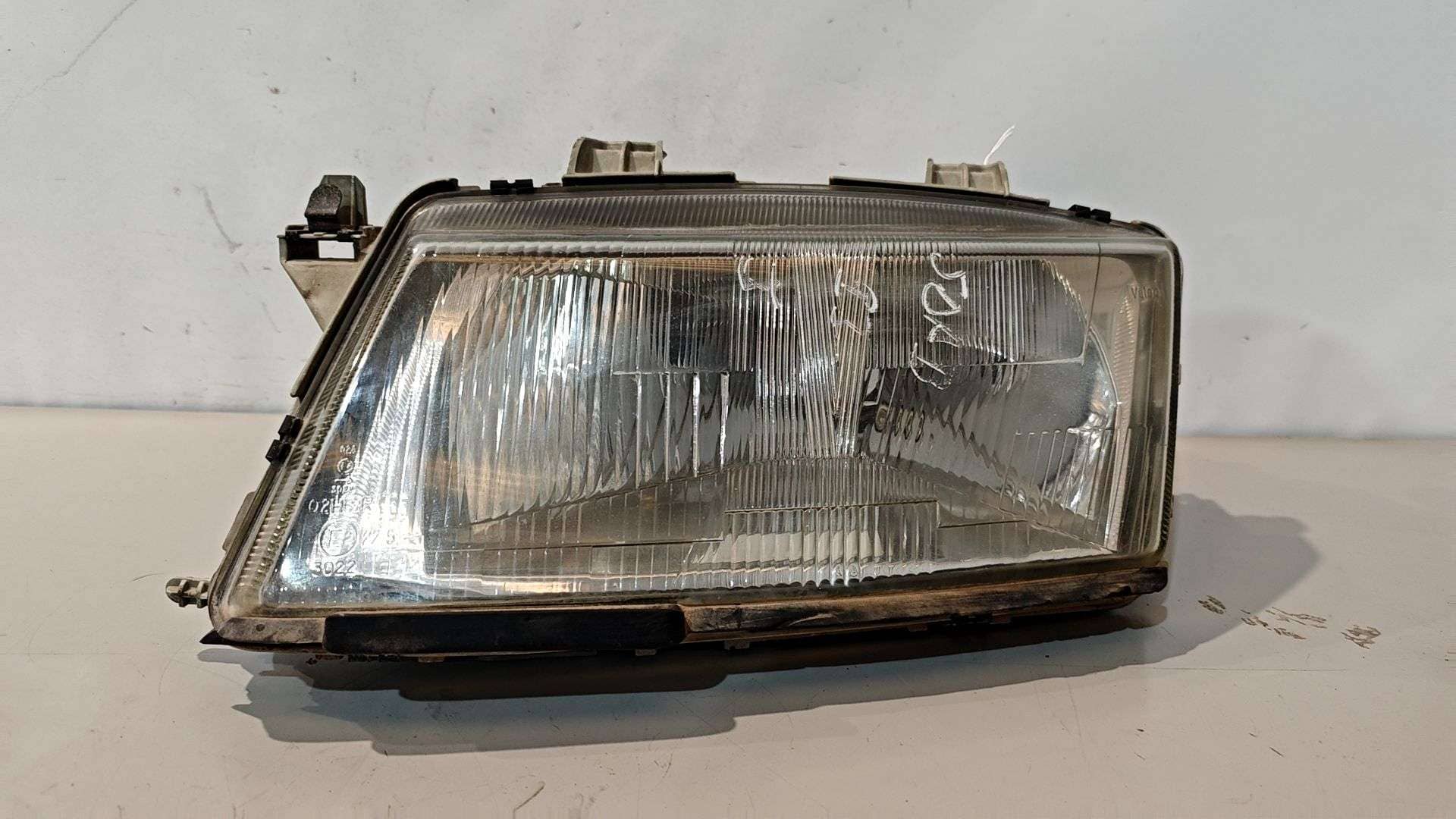 FARO IZQUIERDO