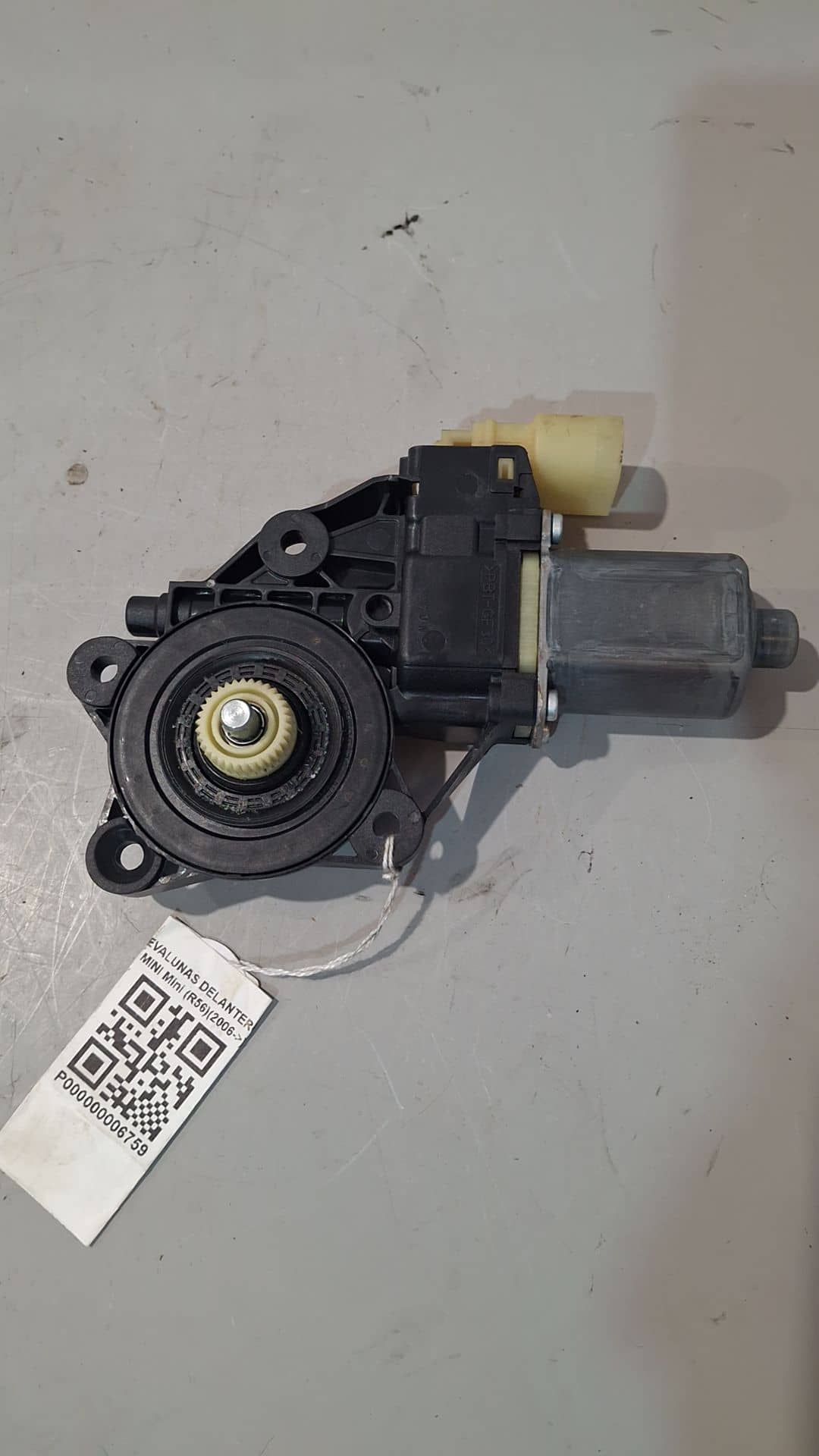MOTOR ELEVALUNAS DELANTERO DERECHO