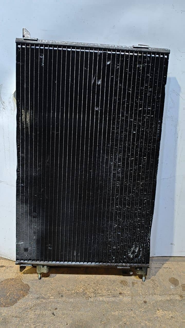 CONDENSADOR / RADIADOR AIRE ACONDICIONADO