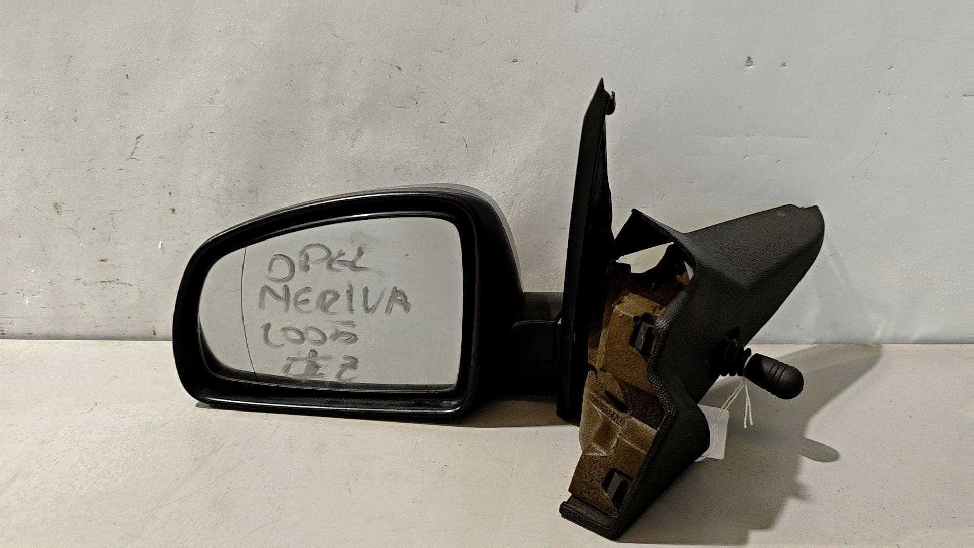 RETROVISOR IZQUIERDO