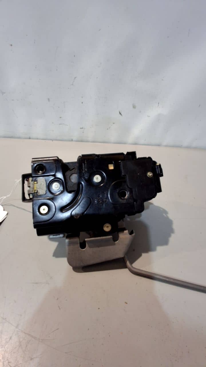 CERRADURA PUERTA DELANTERA DERECHA