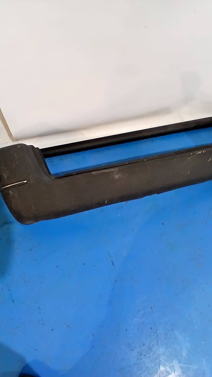 PARAGOLPES TRASERO