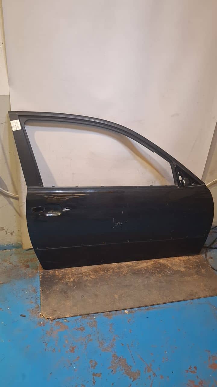 PUERTA DELANTERA DERECHA