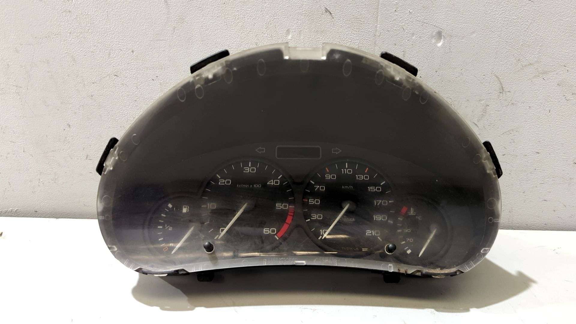 CUADRO INSTRUMENTOS