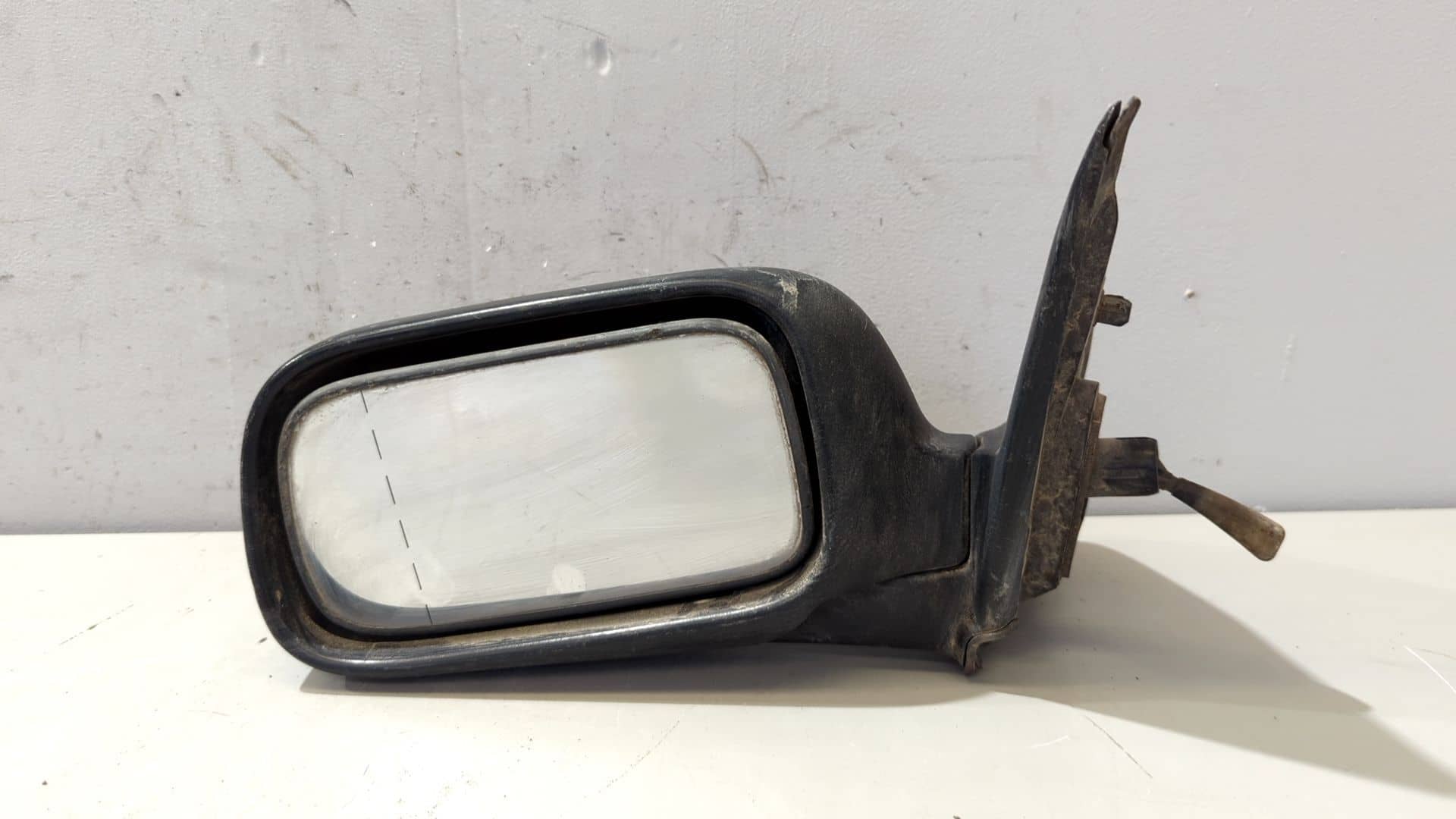 RETROVISOR IZQUIERDO