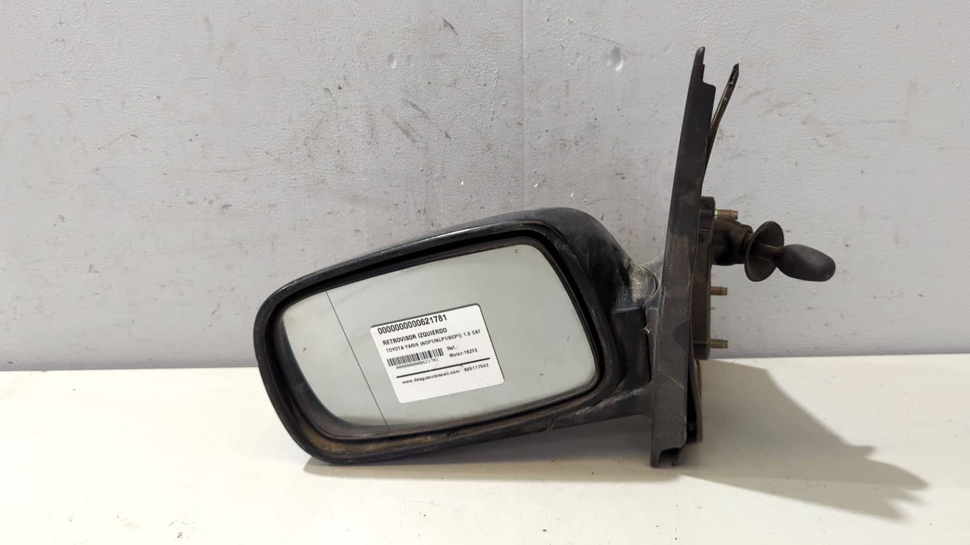 RETROVISOR IZQUIERDO