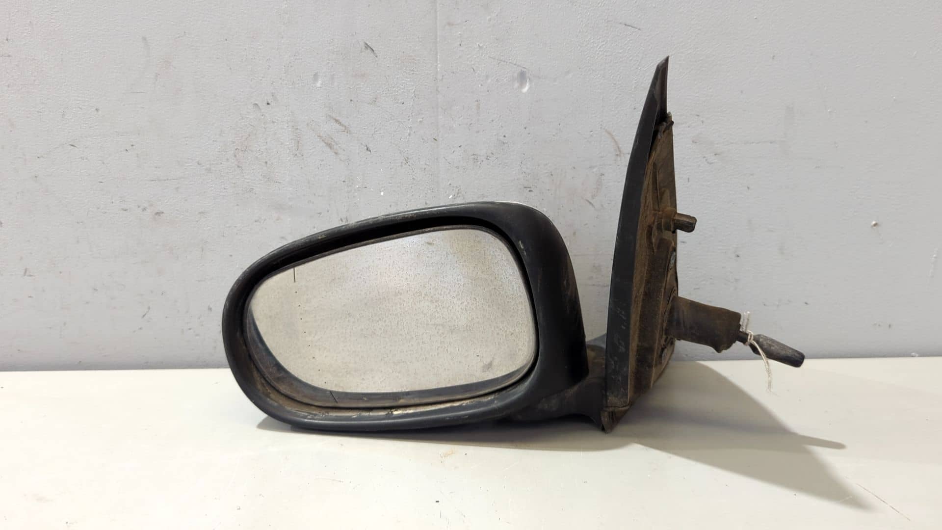 RETROVISOR IZQUIERDO