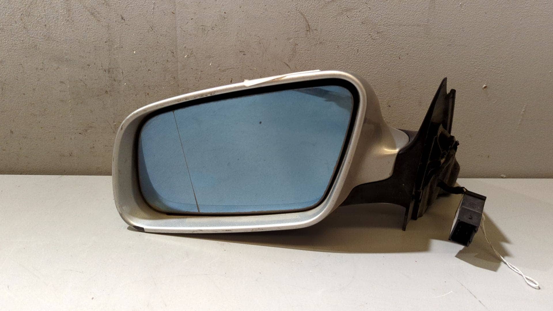 RETROVISOR IZQUIERDO