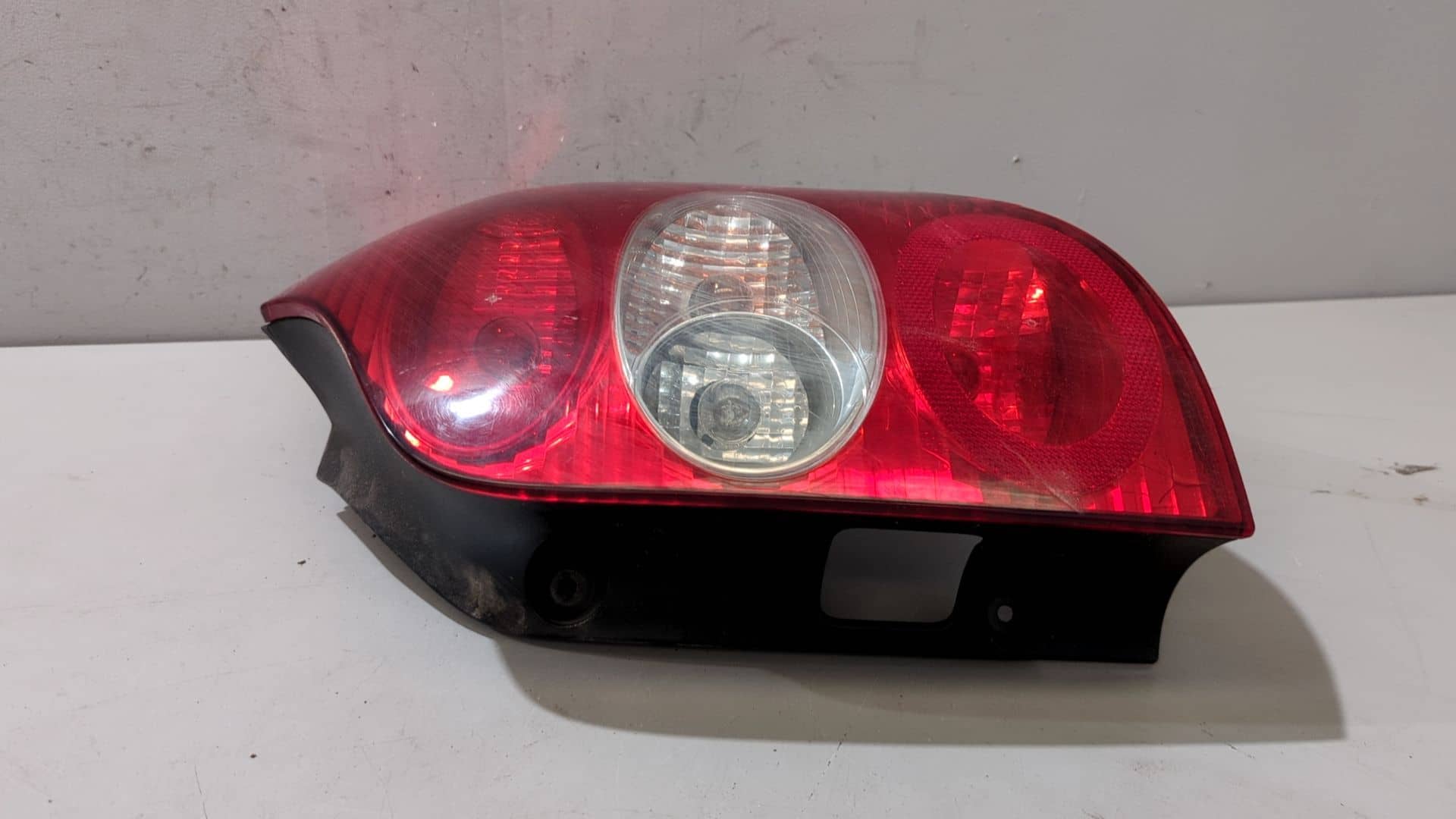 PILOTO TRASERO DERECHO
