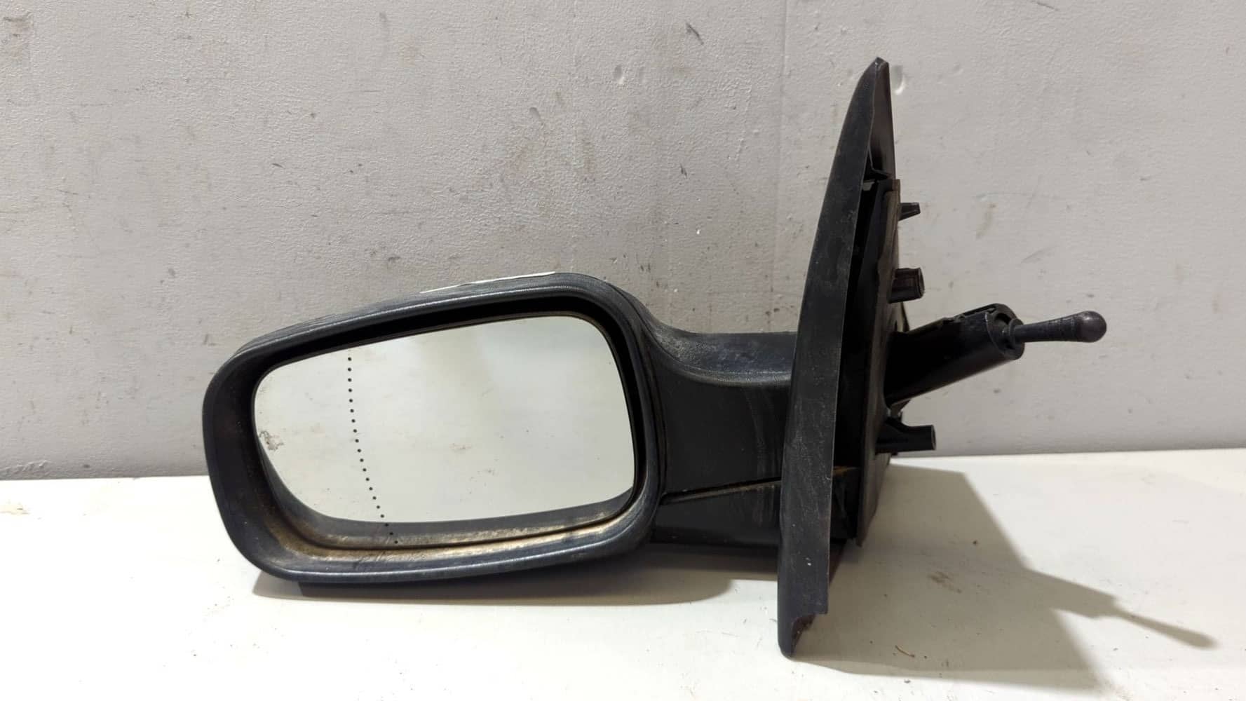 RETROVISOR IZQUIERDO